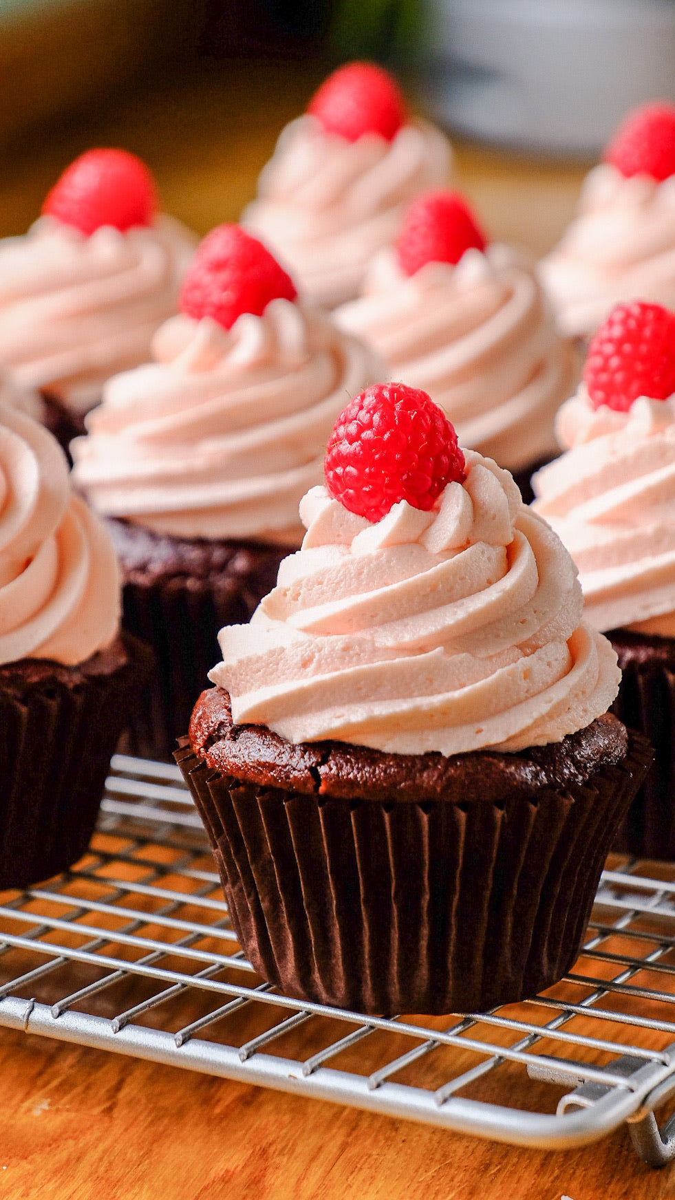 Raspberry & Chocolate Cupcakes