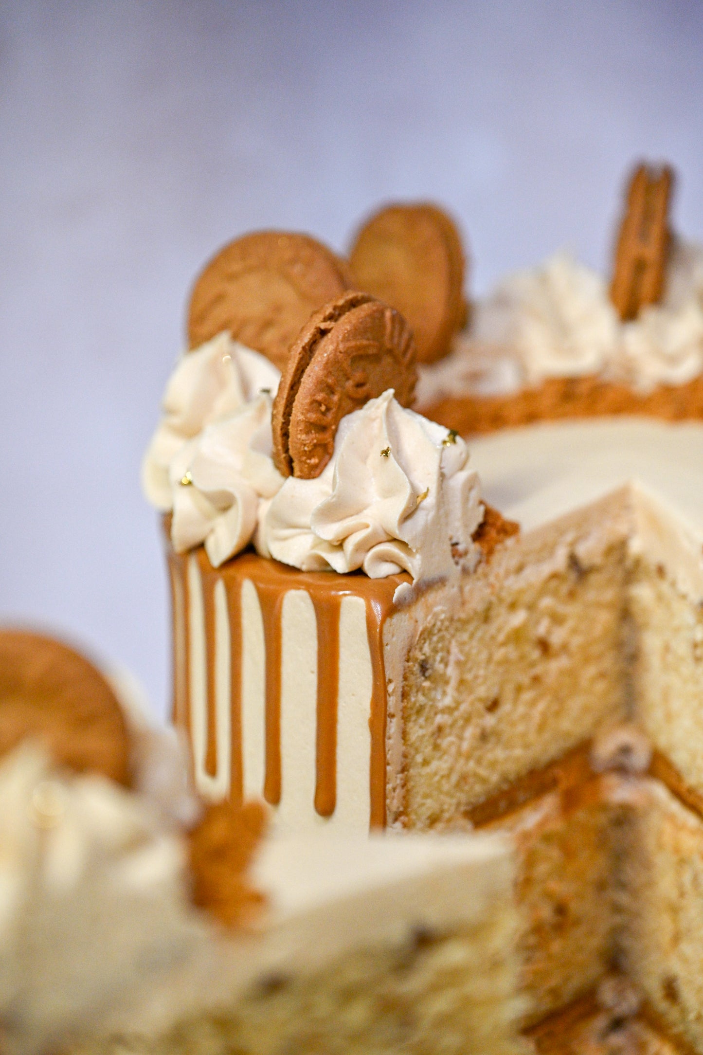 Biscoff Drip Cake