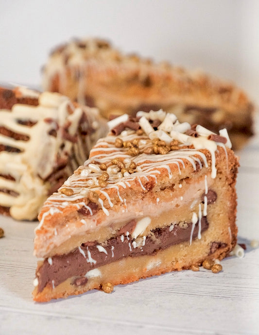 Kinder & Nutella Cookie Pie