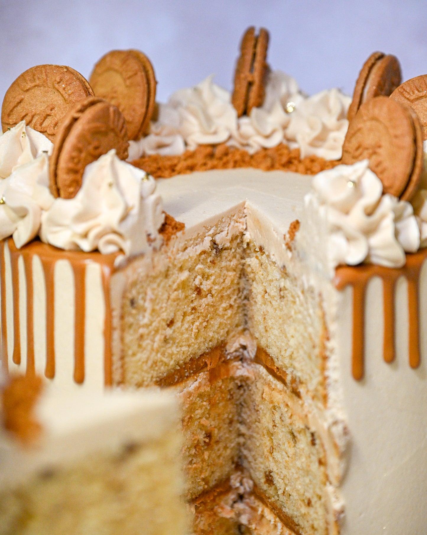 Biscoff Drip Cake